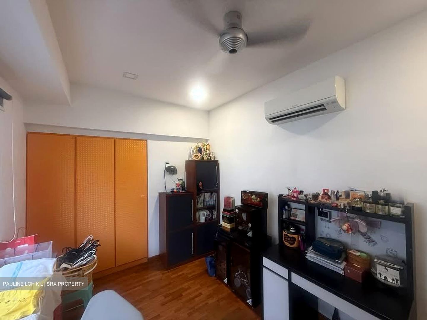 Sunbird Park (D16), Terrace #582425501